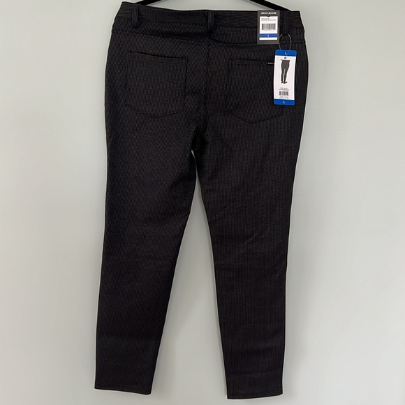 NWT - DKNY Jeans Ponte Zipper front Pant, Grey Houndstooth, size L - Picture 5 of 10